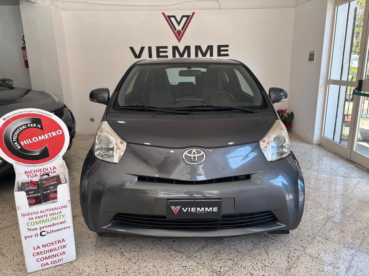 Toyota iQ 1.0 CVT Lounge