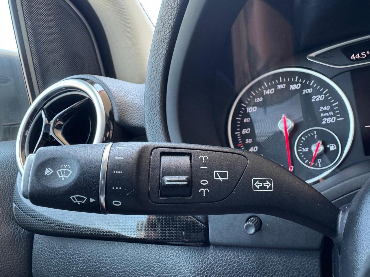 Mercedes-benz B 180 d Sport