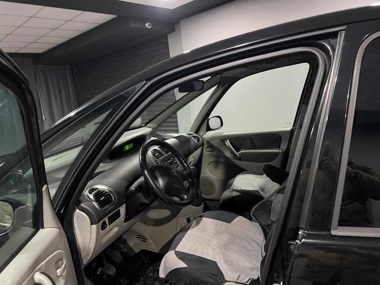 Citroen Xsara Picasso 1.6 HDi 90CV Elegance (LEGGI DESCRIZIONE)