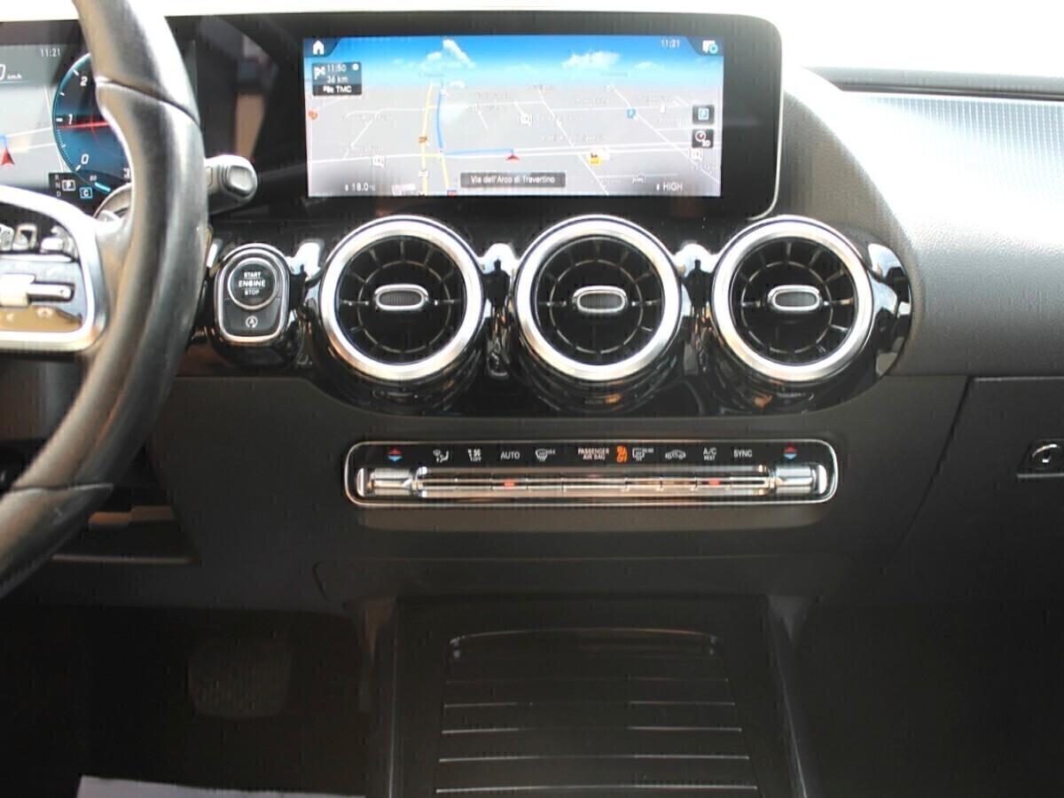 Mercedes-benz 180 d Sport Navi Sensori Park UNIPRO IVA DEDUCIBILE