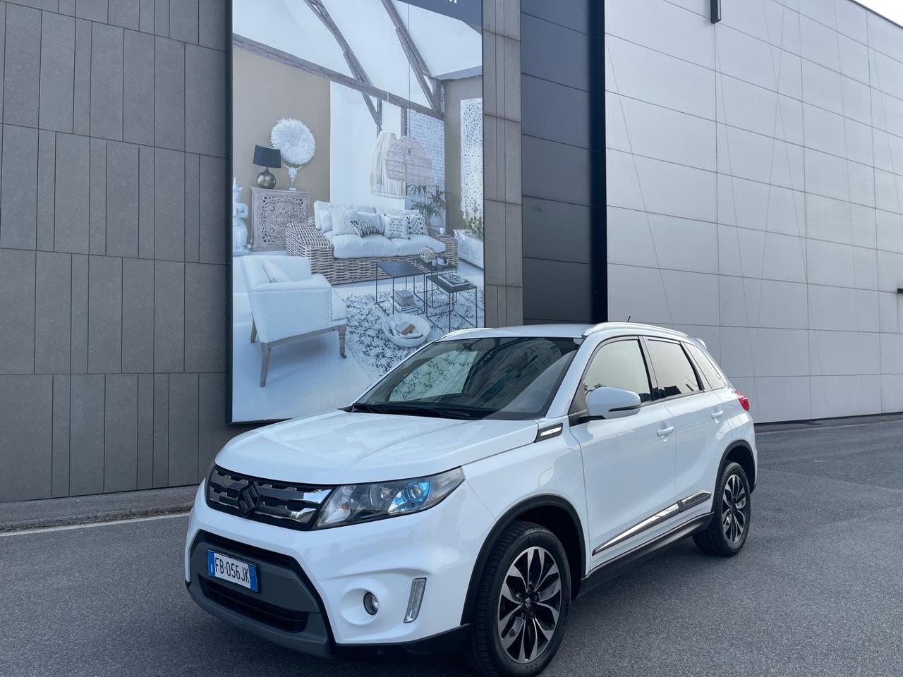 Suzuki Vitara 1.6 DDiS 4WD AllGrip DCT V-Top
