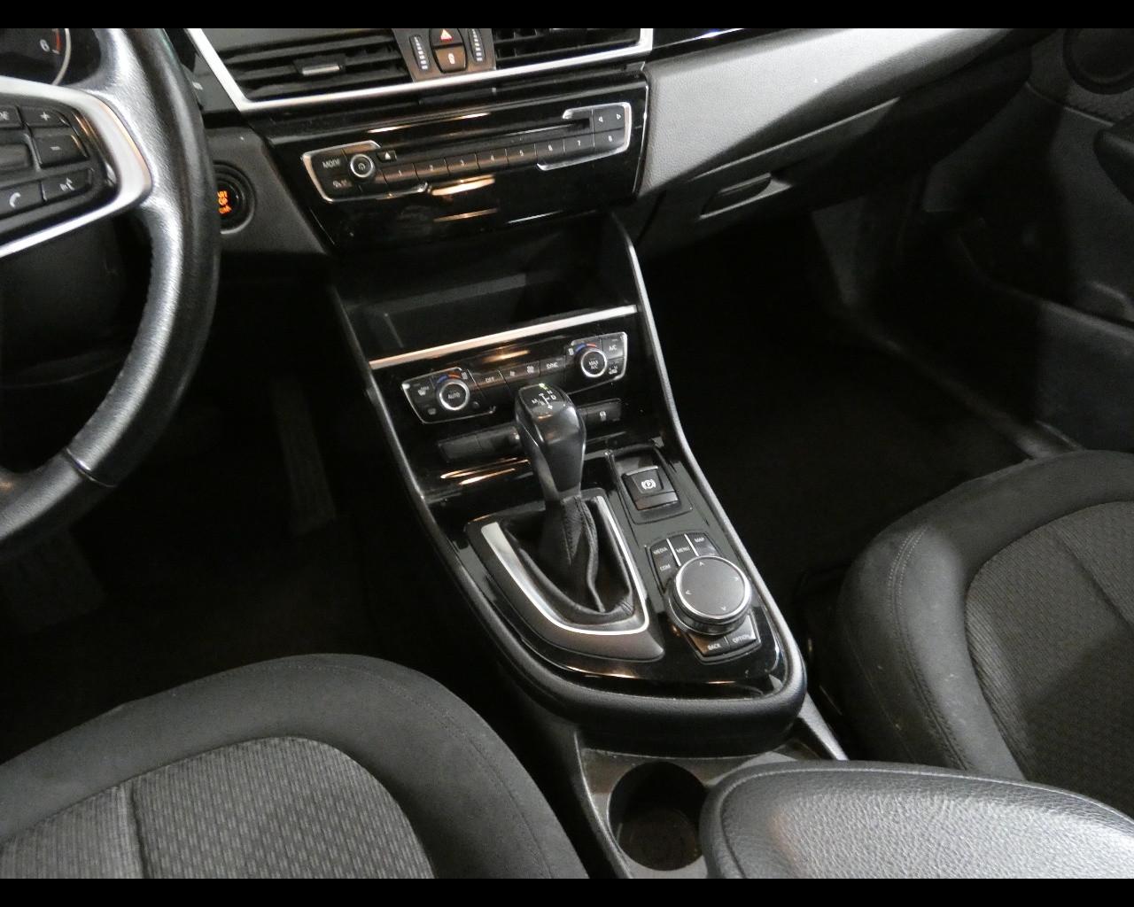 BMW Serie 2 A.T. (F45) - 218d Active Tourer Advantage