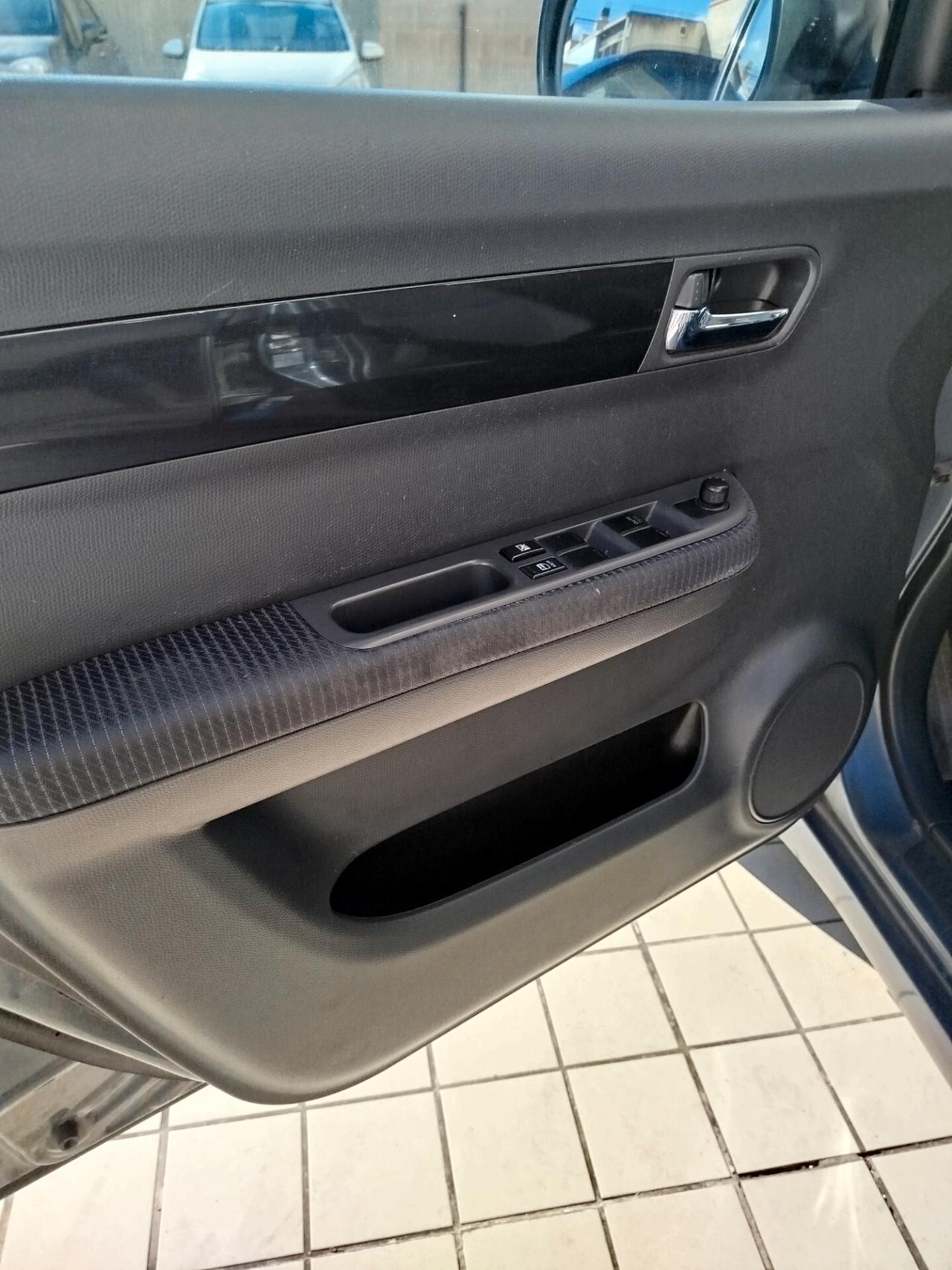 Suzuki Swift 1.3 4x4 5p. GL