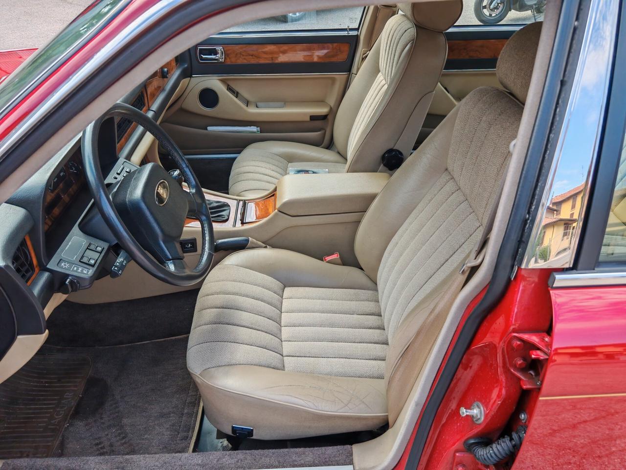 Jaguar XJ6 3.2 cat - 1992 - Targa Oro