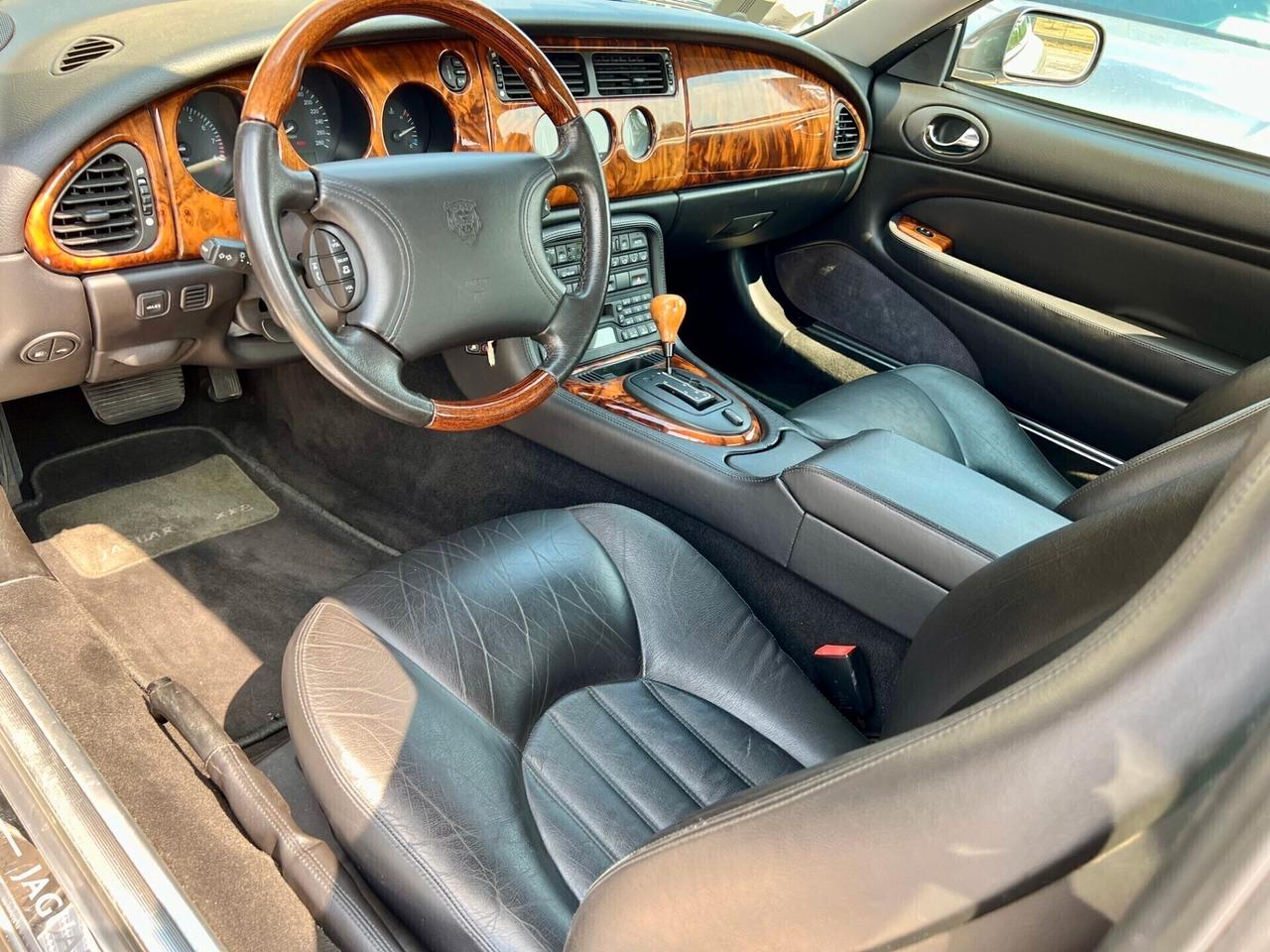 Jaguar XK8 4.0 Coupé UNICO PROPRIETARIO / CERT. ASI CRS/PRONTA PER FARE TARGA ORO