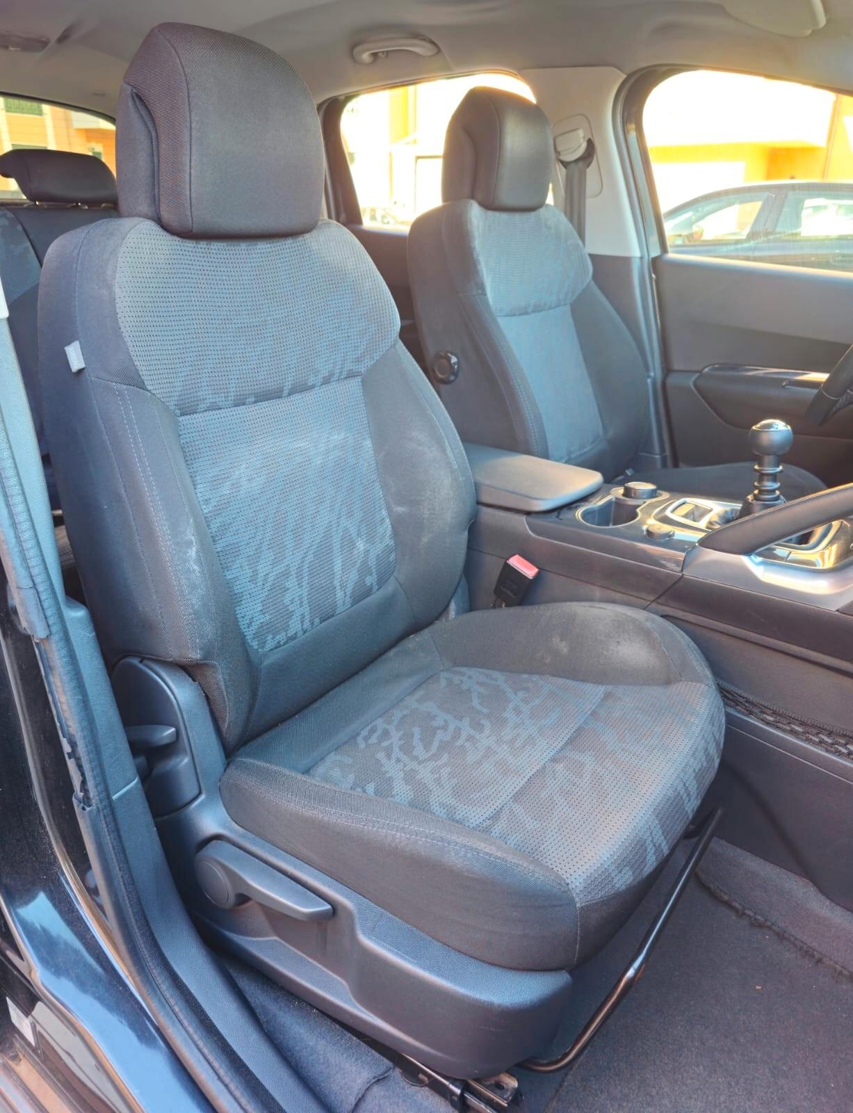 Peugeot 3008 1.6 HDi 112CV Active