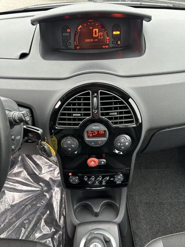 RENAULT Modus 1.2 16V Wave + 4gomme