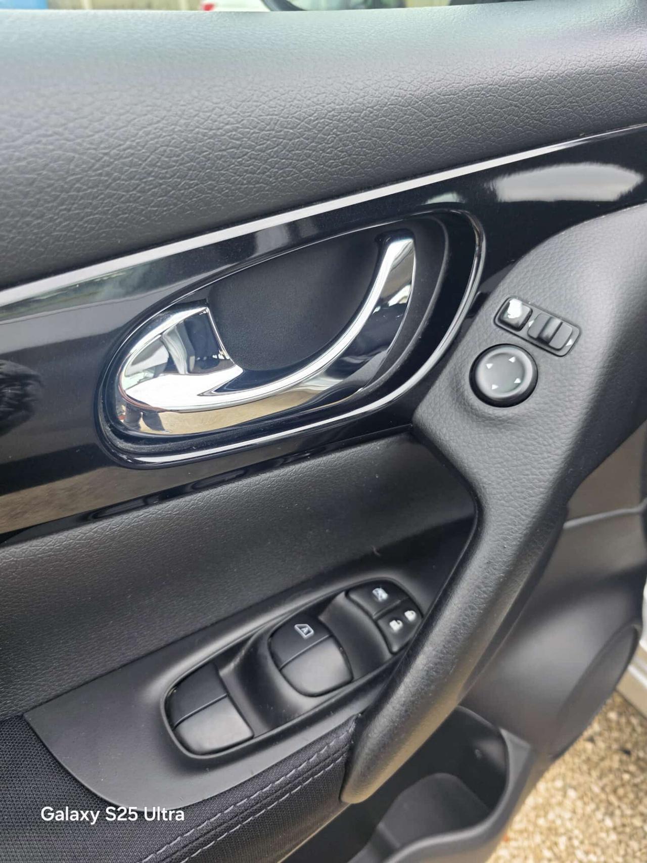 Nissan Qashqai 1.5 dCi DPF Tekna 2014