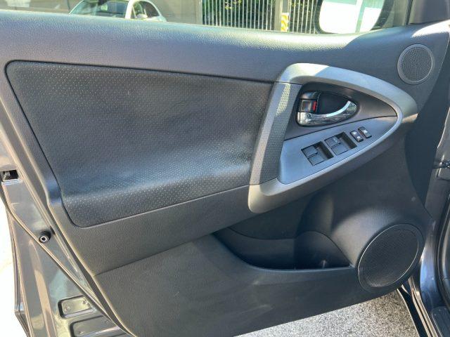 TOYOTA RAV 4 RAV4 Crossover 2.2 D-4D 150 CV Exclusive
