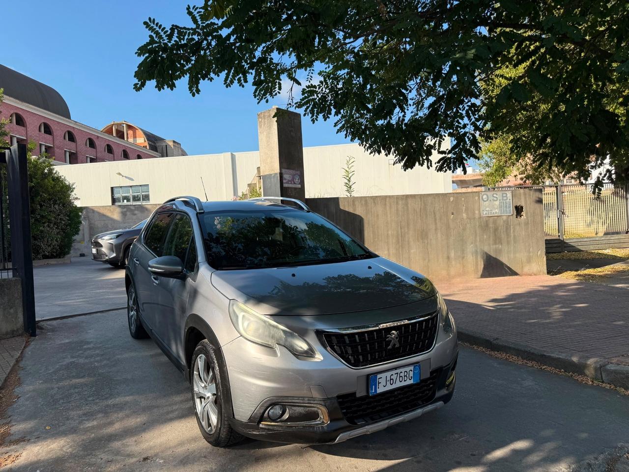 Peugeot 2008 BlueHDi 100 Allure