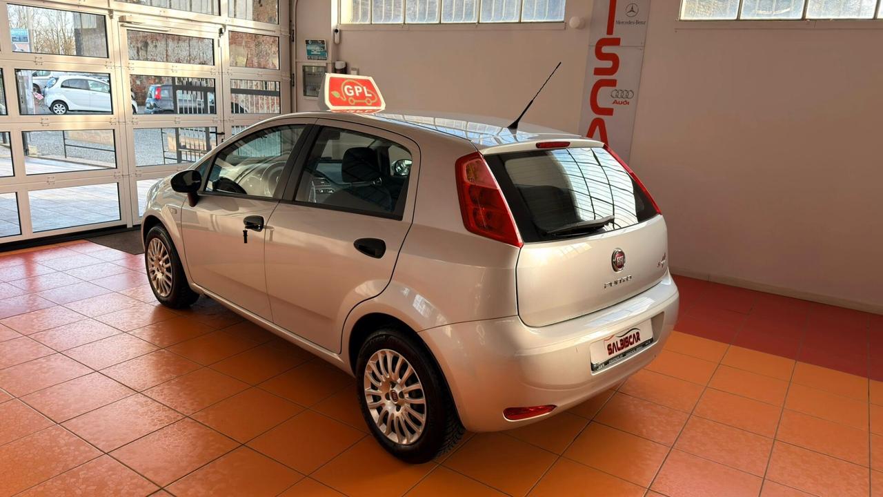 Fiat Punto BENZINA/GPL DELLA CASA SOLI 122000KM