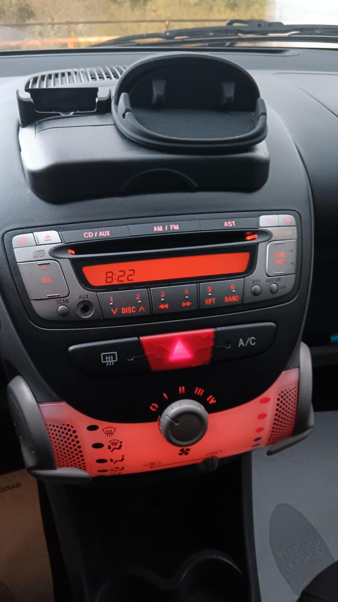 Peugeot 107 1.0 68CV 5p. Plaisir