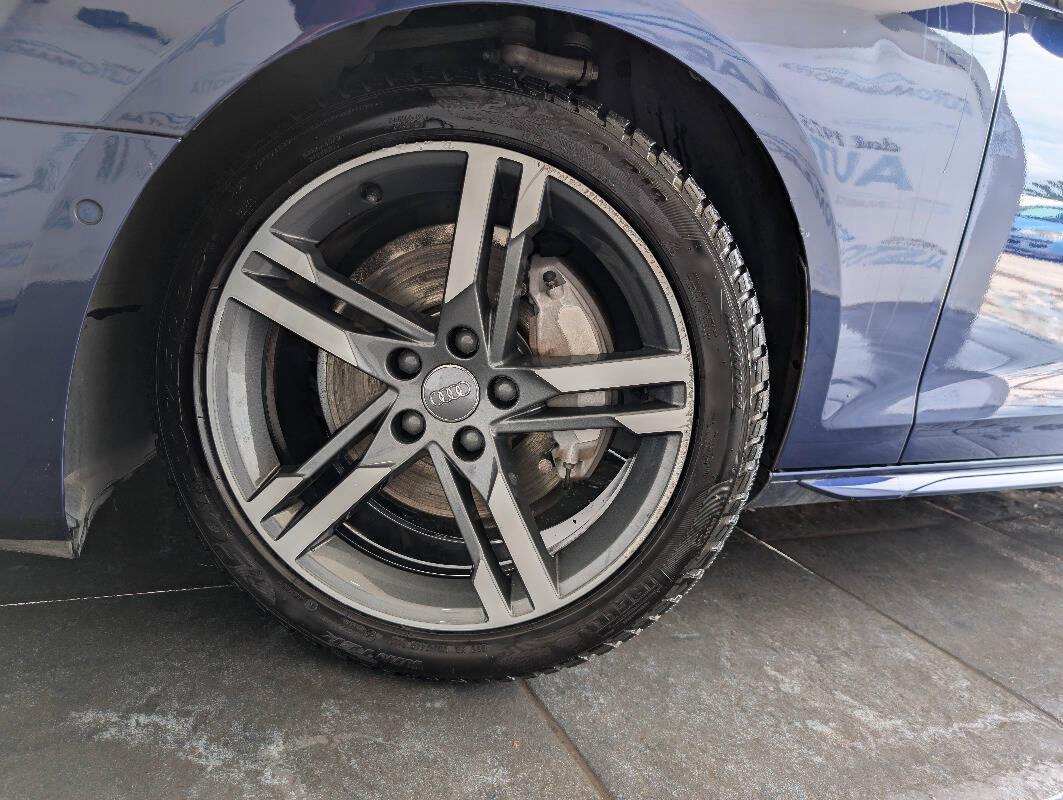 Audi A4 40 2.0 tdi mhev BUSINESS ADVANCED quattro 204cv