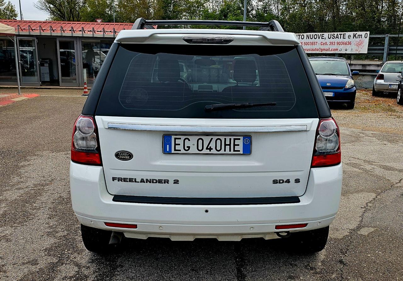 Land Rover Freelander 2.2 SD4 S.W. SE