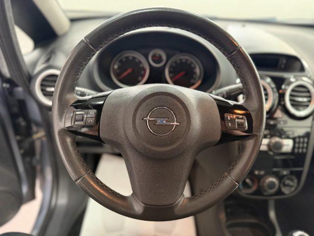 OPEL Corsa 1.2 5 porte Cosmo