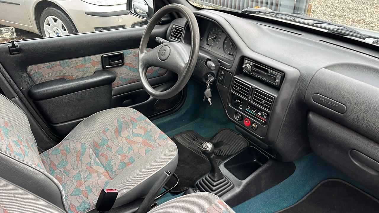 Peugeot 106 954i cat 5 porte XN