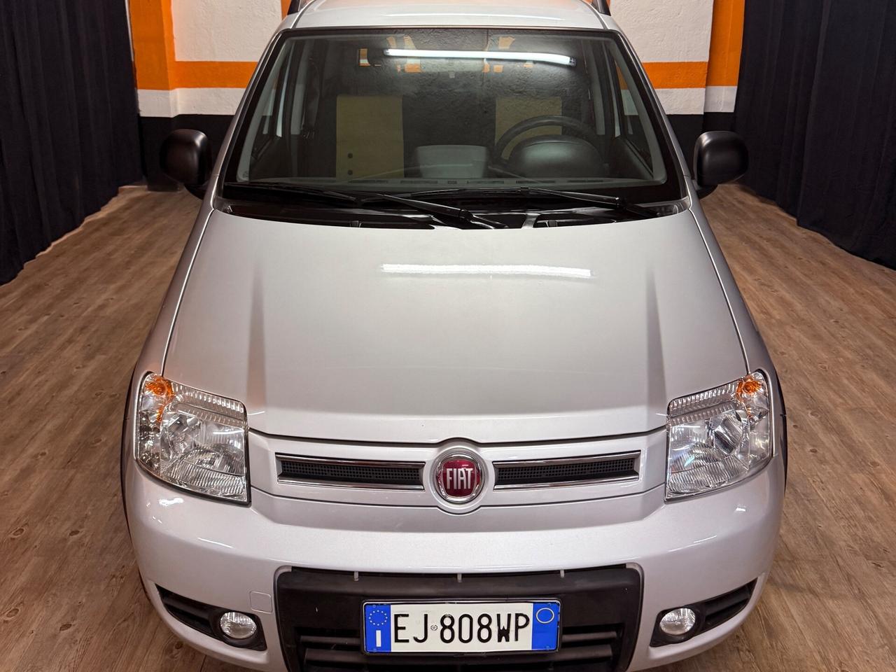 FANTASTICA FIAT PANDA 4x4 CON SOLI 45.840 KM IN CONDIZIONI DA VETRINA