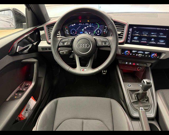 AUDI A1 allstreet 25 TFSI Business