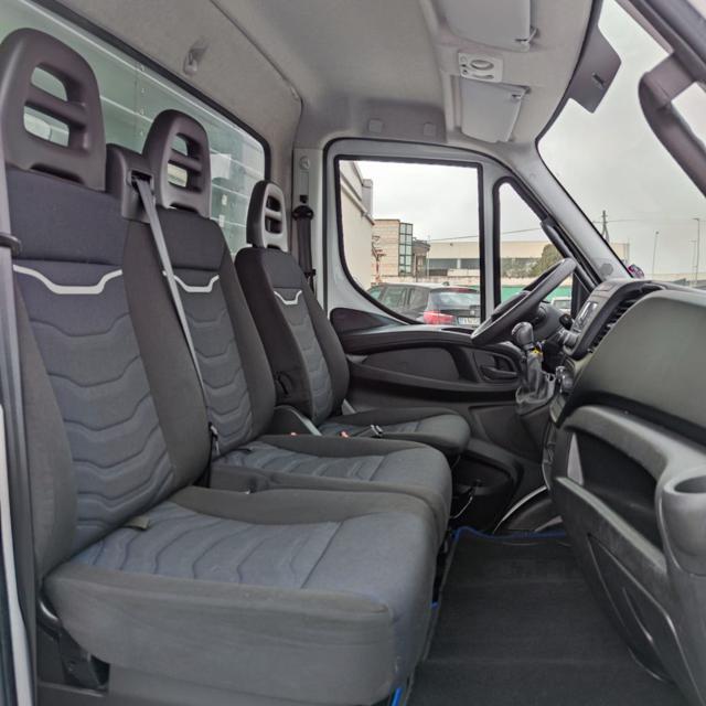 IVECO DAILY 35C18 BOX - 2020