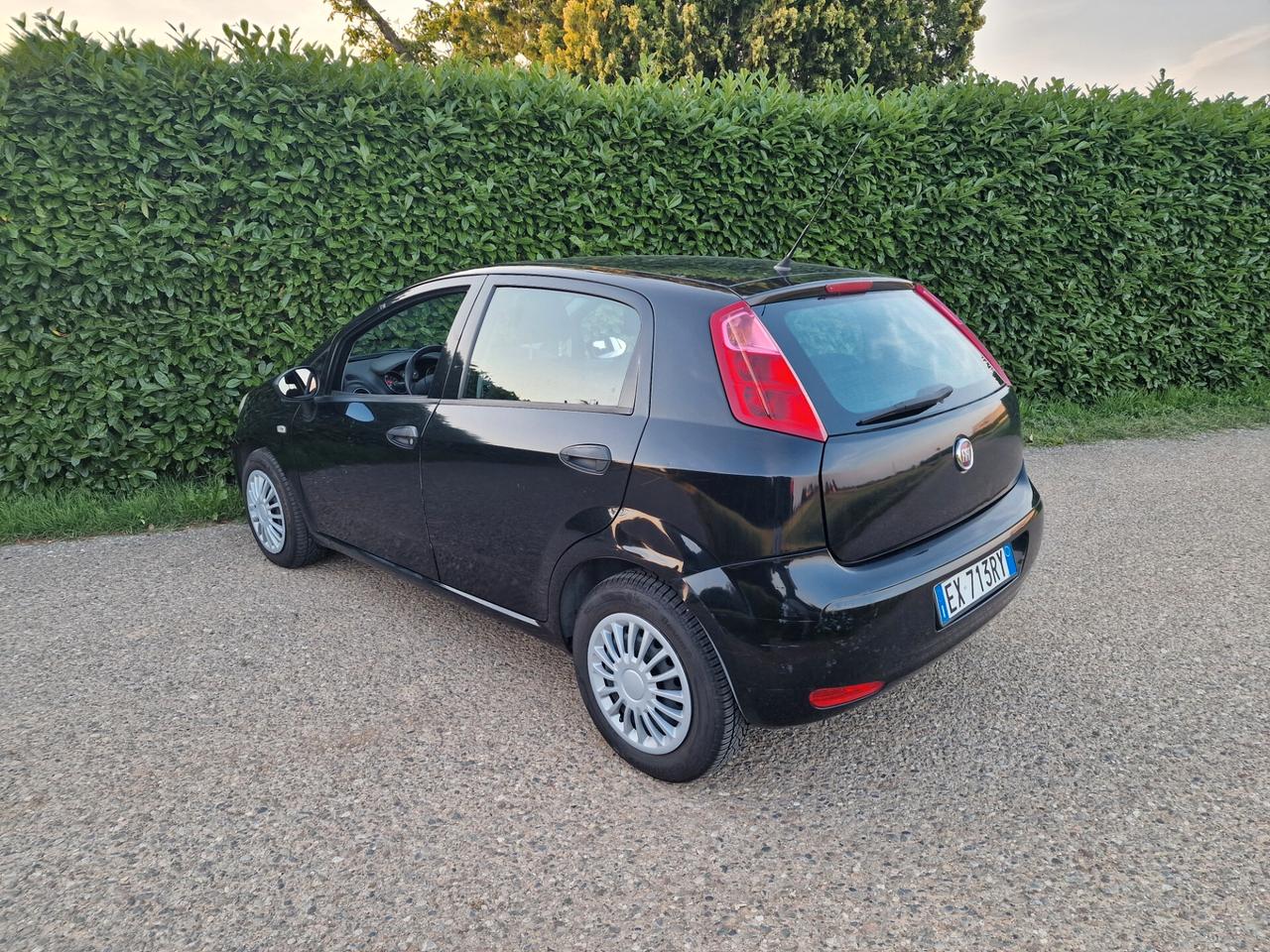 Fiat Punto 1.3 MJT 75cv 5p
