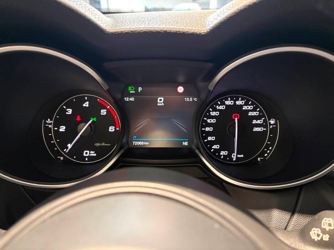 Alfa Romeo Stelvio 2.2 t Ti Q4 210cv auto