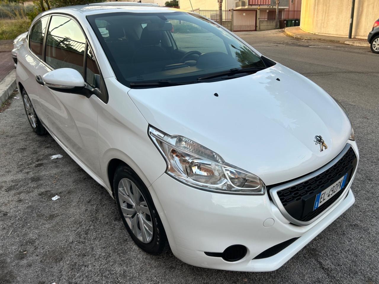 Peugeot 208 1.4 HDi ideale per neo patentati