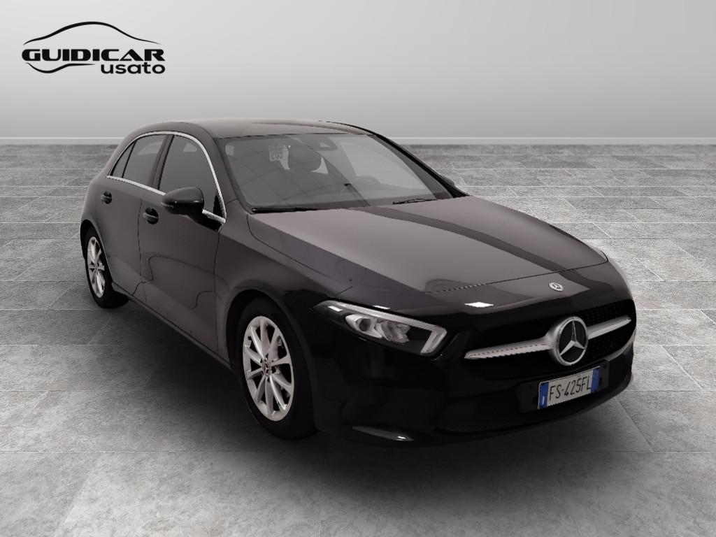 Mercedes-Benz Classe A - W177 2018 - A 180 d Sport auto