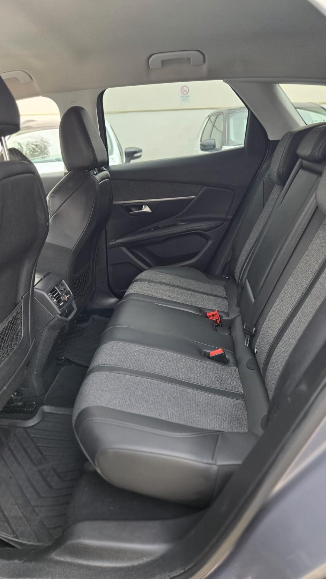 Peugeot 3008 1.5 bluehdi 130CV Allure S&S EAT8 Uff Italy Led