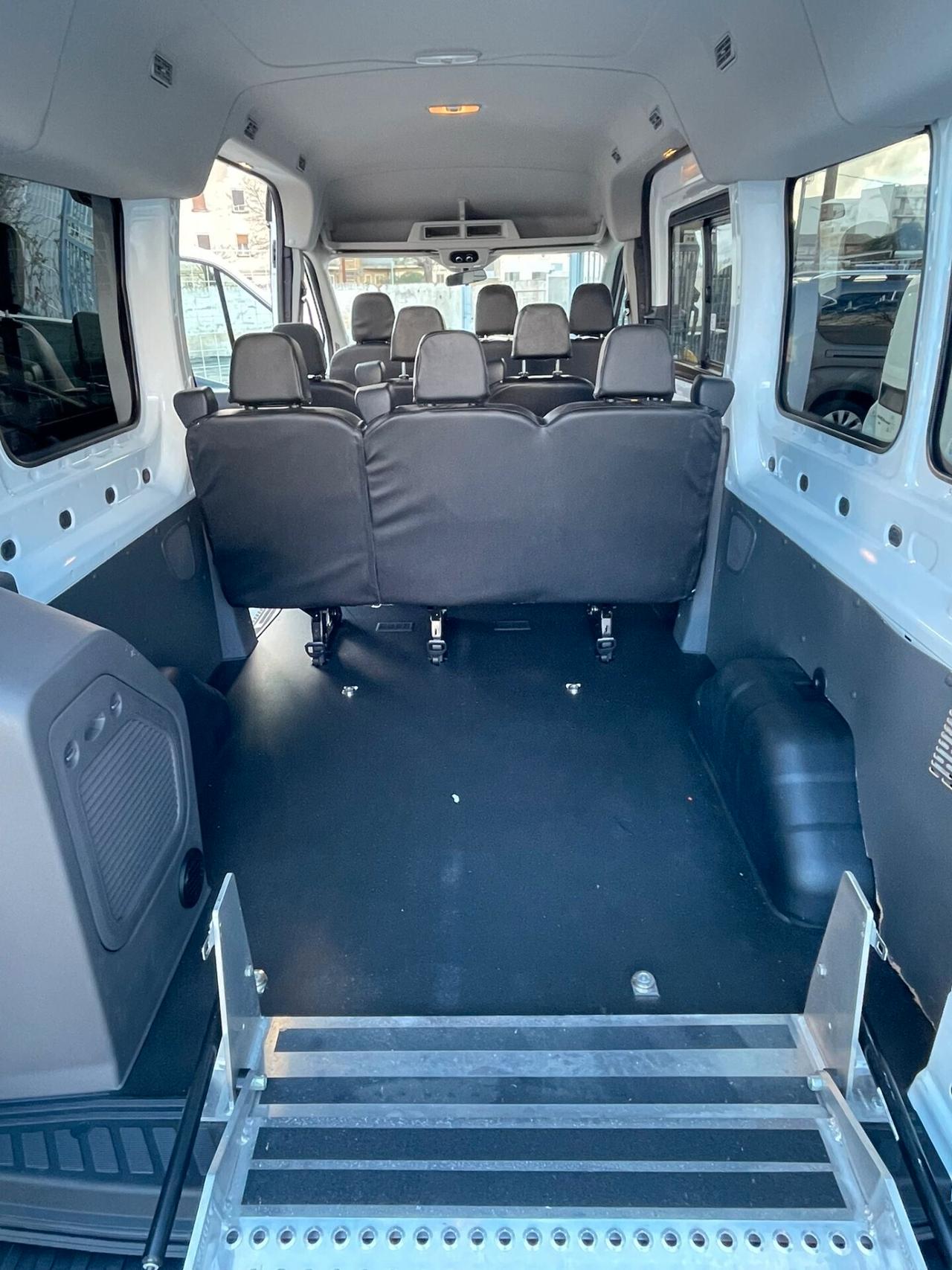 FORD TRANSIT KOMBI 9 POSTI TRASPORTO DISABILI 2021