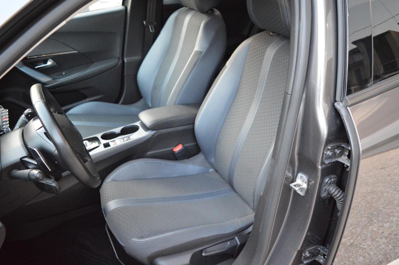 Peugeot 2008 BlueHDi 130 S&S EAT8 Allure Navi Pack