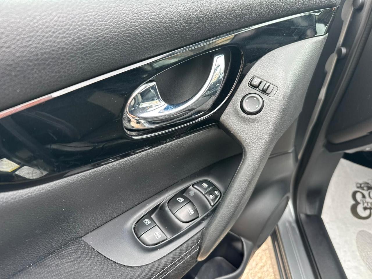 Nissan Qashqai 1.6 dCi XTronic Tekna+ GARANZIA