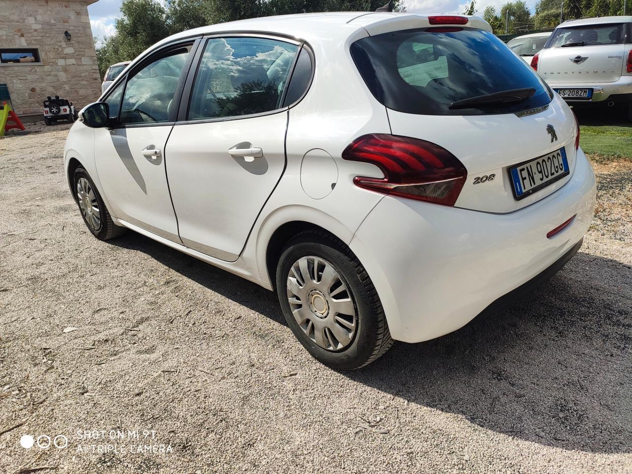 Peugeot 208 PureTech 82 5p. GPL Active