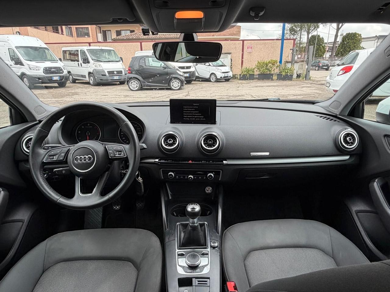 Audi A3 Sedan 30 TDI Admired