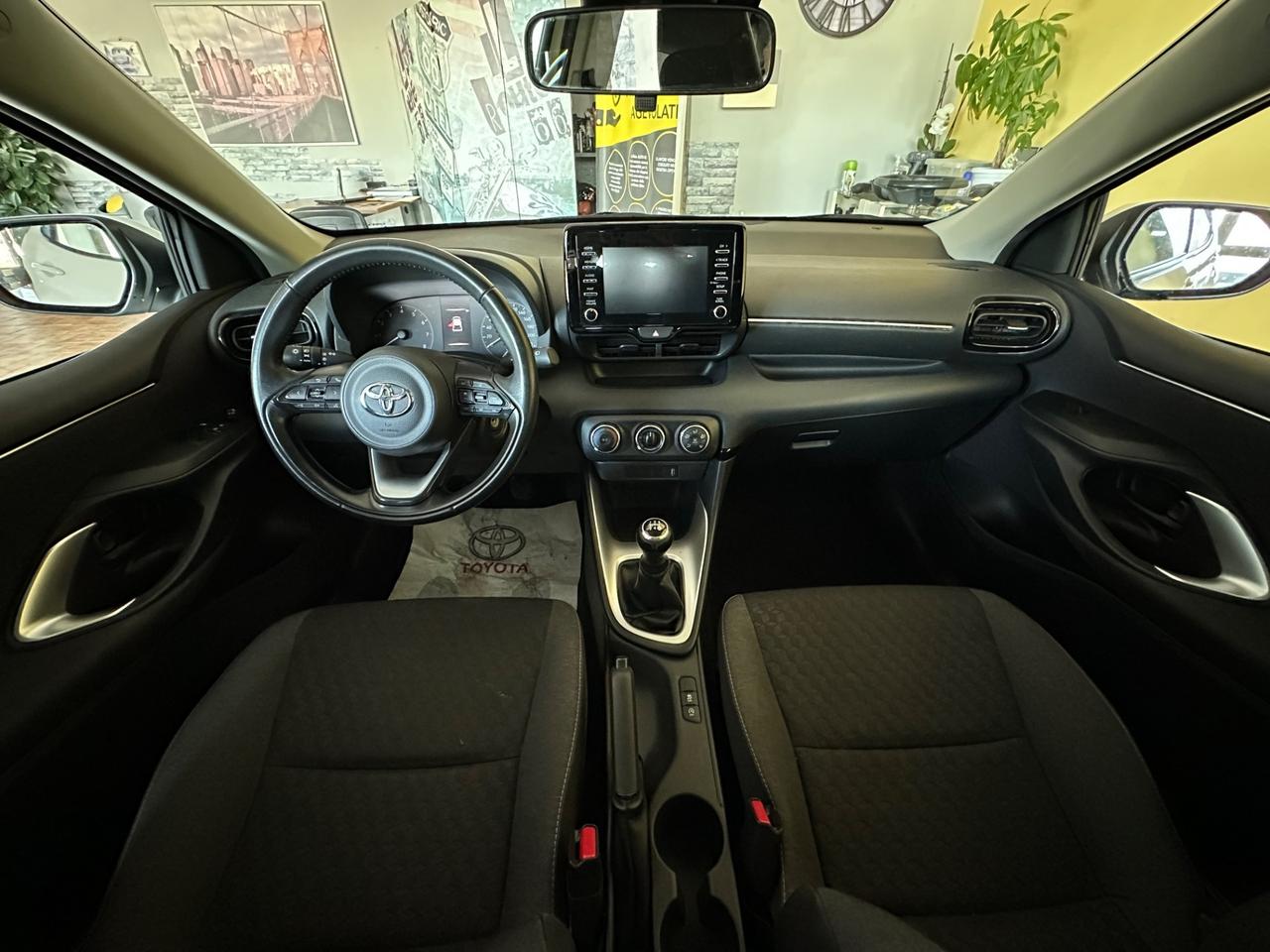 Toyota Yaris 1.0benz. 51.000km