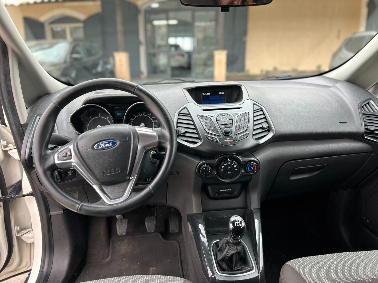 Ford EcoSport 1.5 TDCi 95 CV Business 10/2015