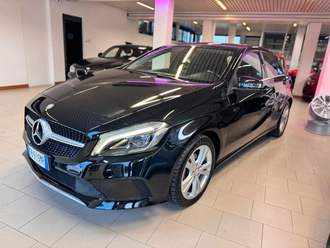 Mercedes-benz A 180 d Sport my16