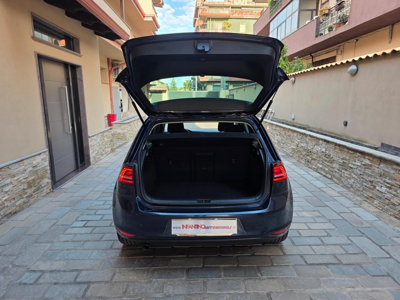 Volkswagen Golf 1.6 TDI 5p. Highline BlueMotion Technology