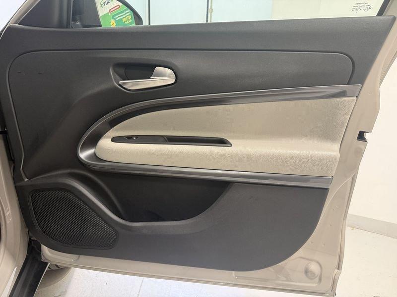 FIAT 600 600 1.2 hybrid La Prima Automatica