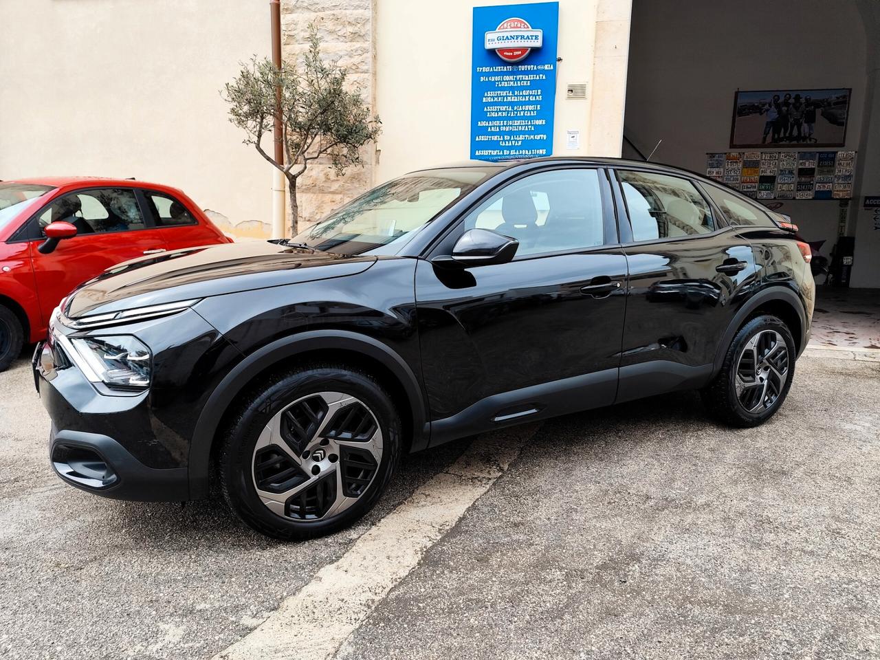 Citroen C4 BlueHDi 130 S&S EAT8 Shine