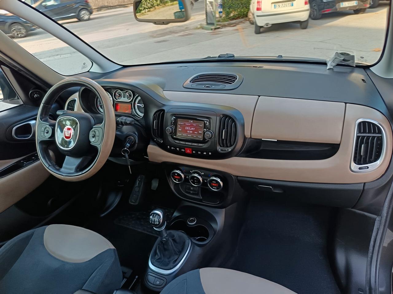 Fiat 500L 0.9 Lounge 2013 ok neo patente