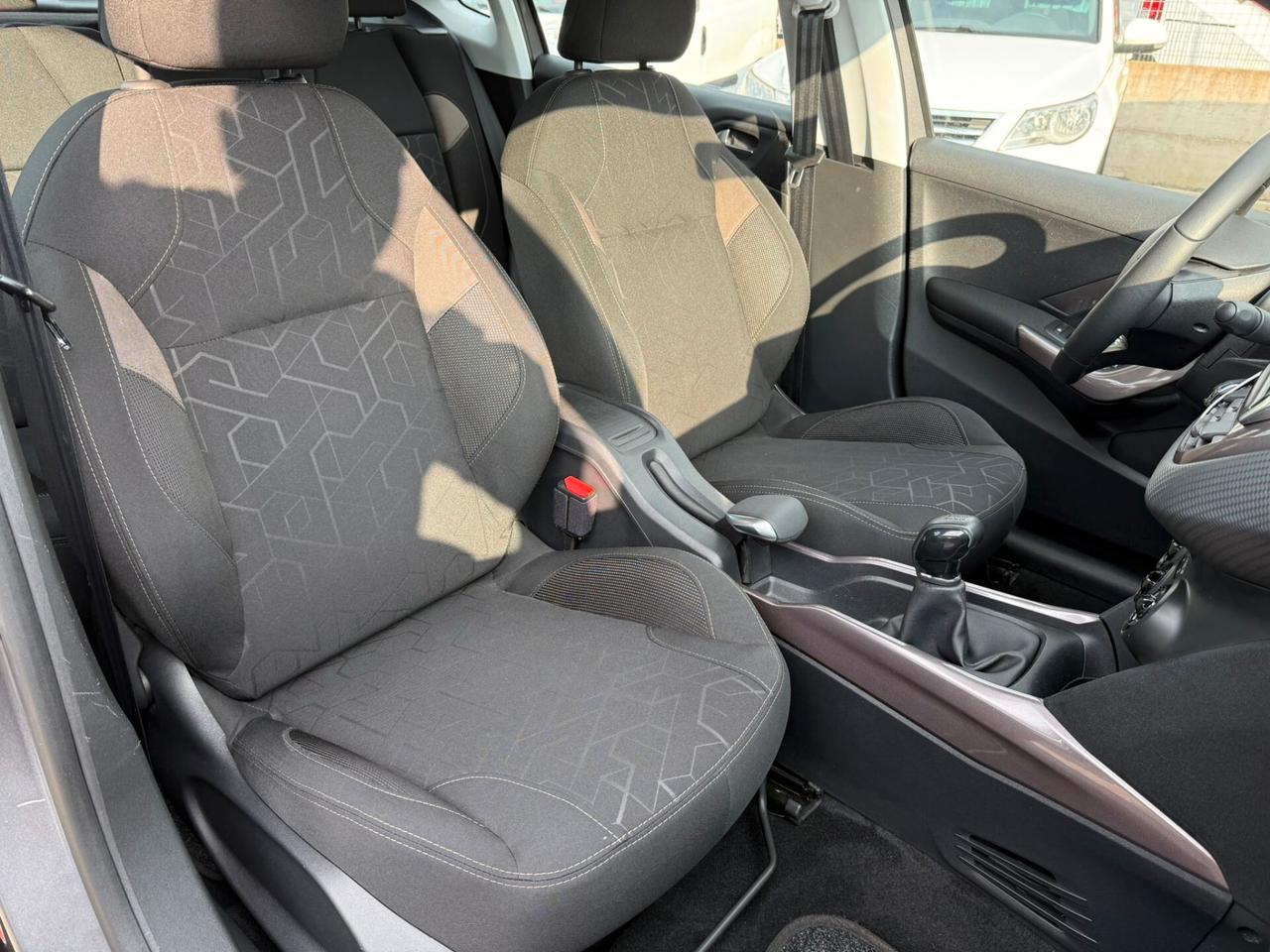 Peugeot 2008 1.6 e-HDi 92 CV Stop&Start Urban Cross