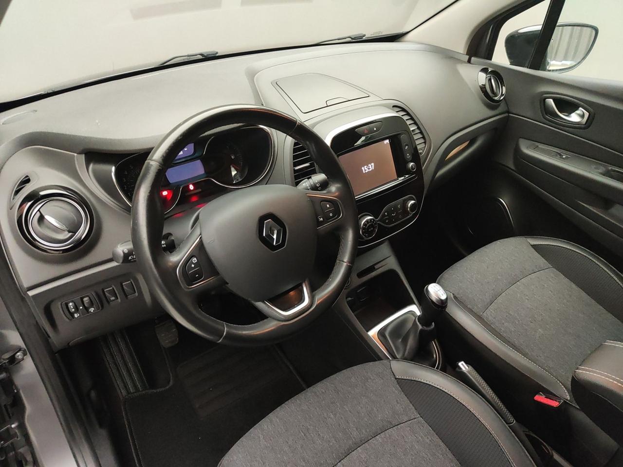 RENAULT Captur I 2017 900 TCE 90CV SPORT EDITION2