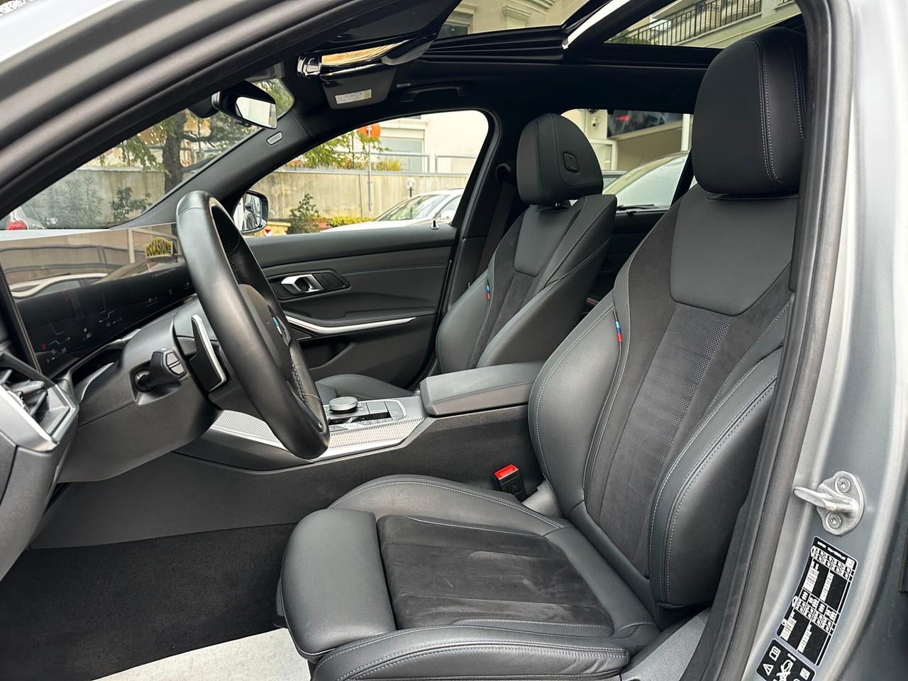 Bmw 320d xDrive Touring M Sport PRO_TETTO_R19_MATRIX_BLACK_