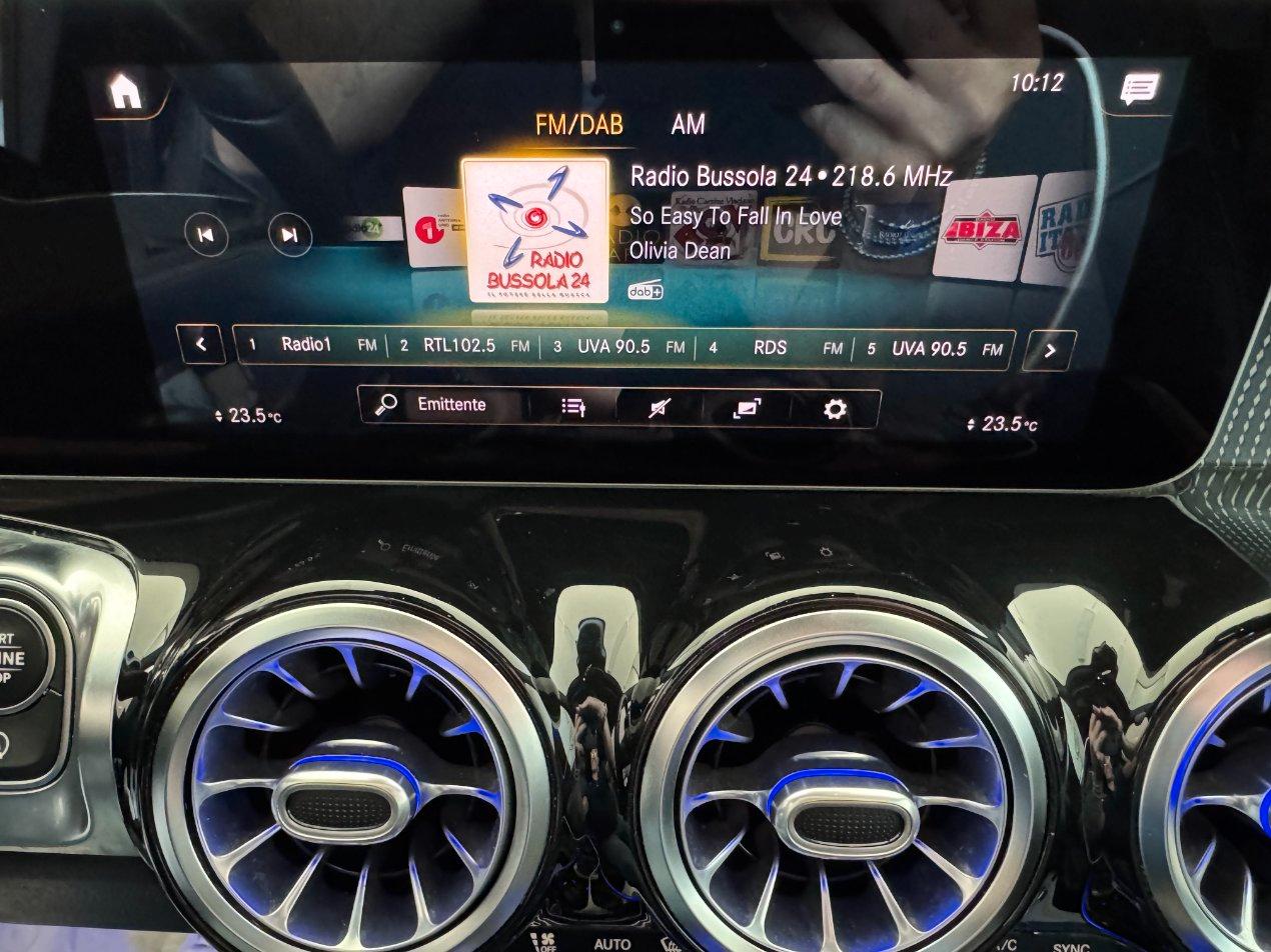 Mercedes GLB 200 d Sport Plus Cockpit Dash Cam Carplay