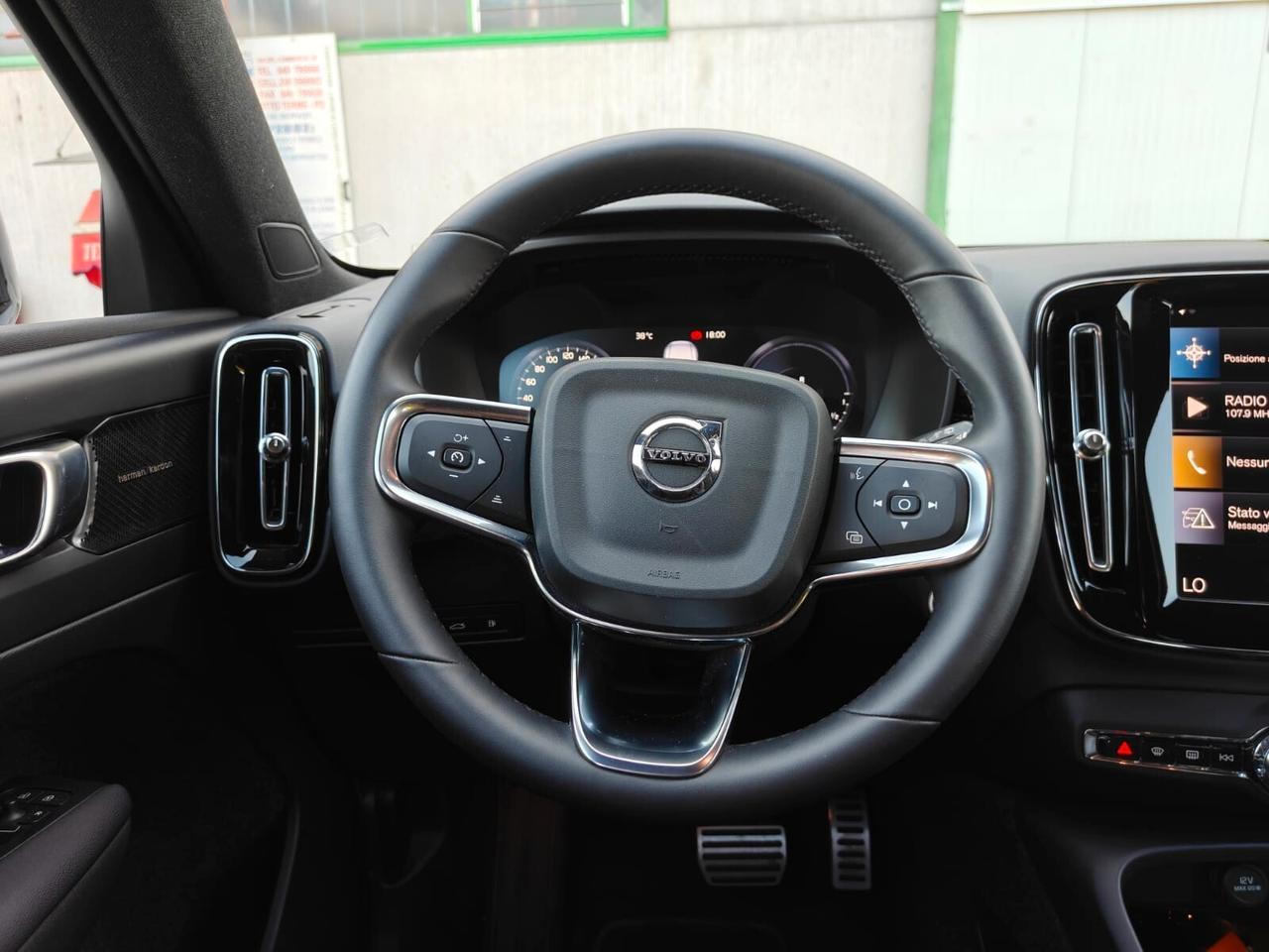 Volvo XC40 T5 Recharge Plug-in Hybrid automatico Plus Dark