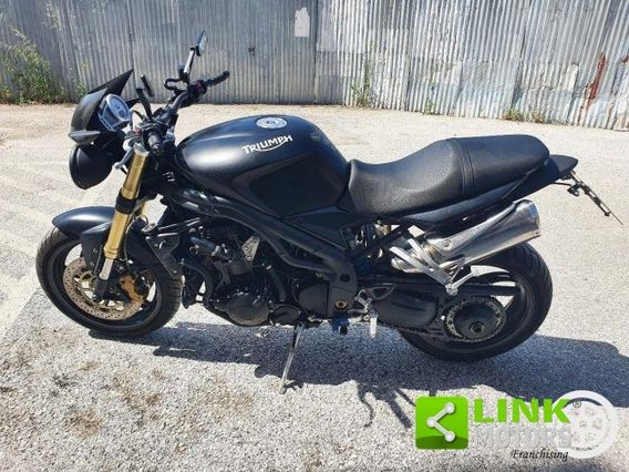 TRIUMPH Speed Triple 1050 Speed-Triple-1050 (2005 - 11)