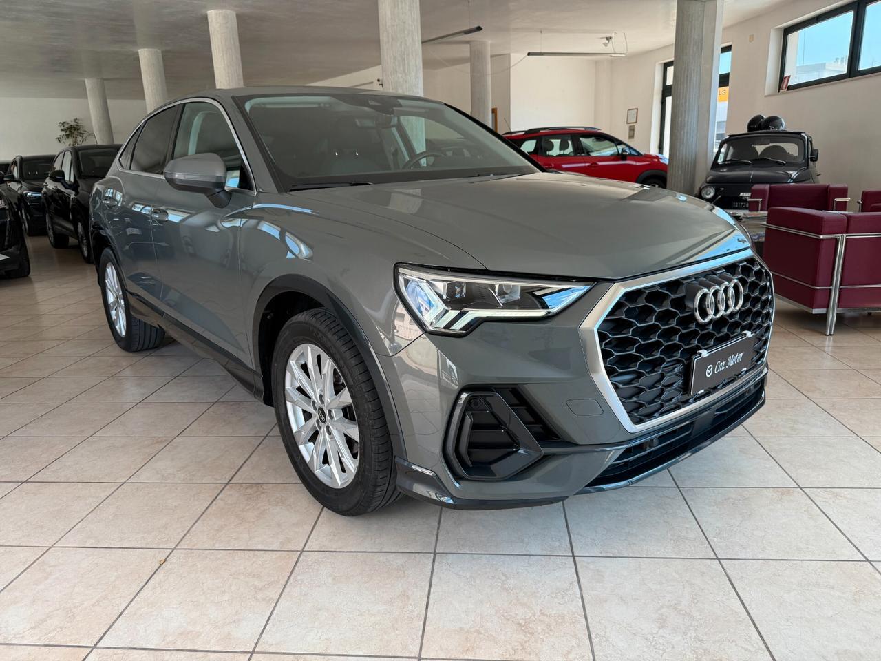 Audi Q3 Sportback 35 2.0 tdi Bus. Plus s-tronic Matrix