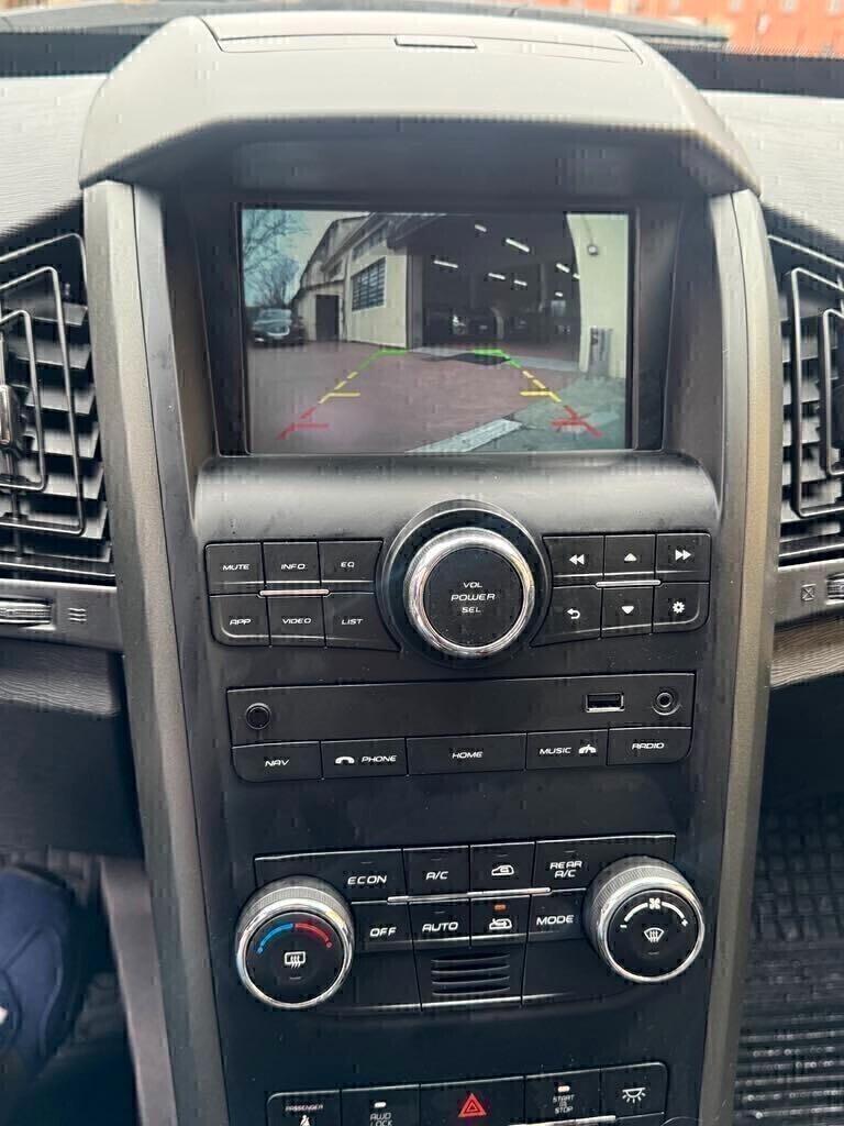 Mahindra XUV500 2.2 16V AWD W8 7 posti