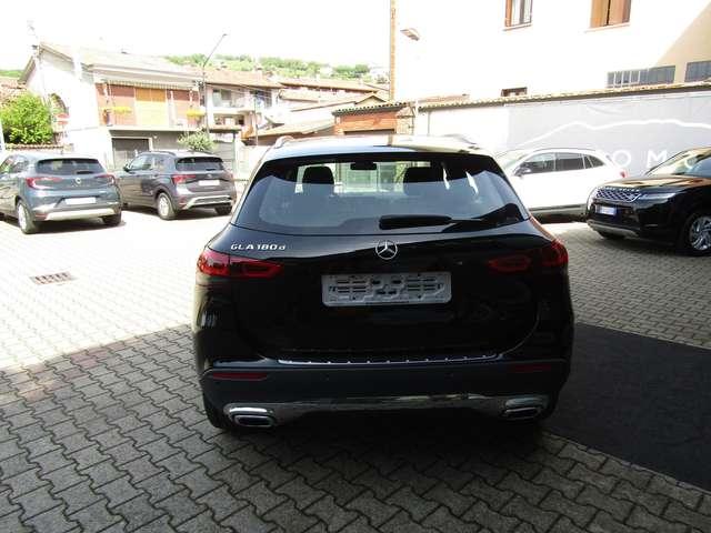 Mercedes-Benz GLA 180 d SPORT CAMBIO AUTO,CERCHI 18,FARI LED,TELECAMERA
