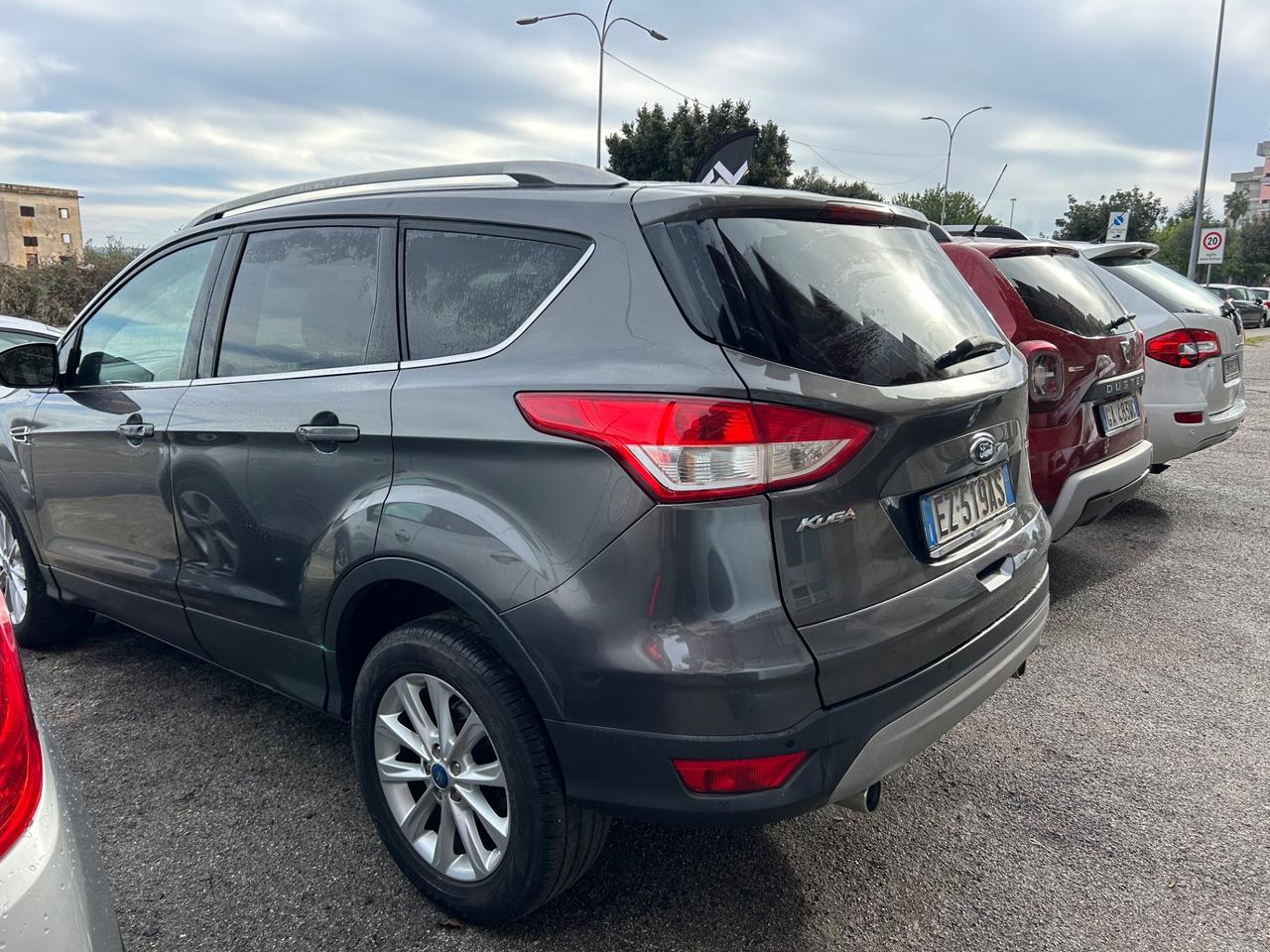 Ford Kuga 2.0 TDCI 120 CV S&S 2WD Titanium autocarro